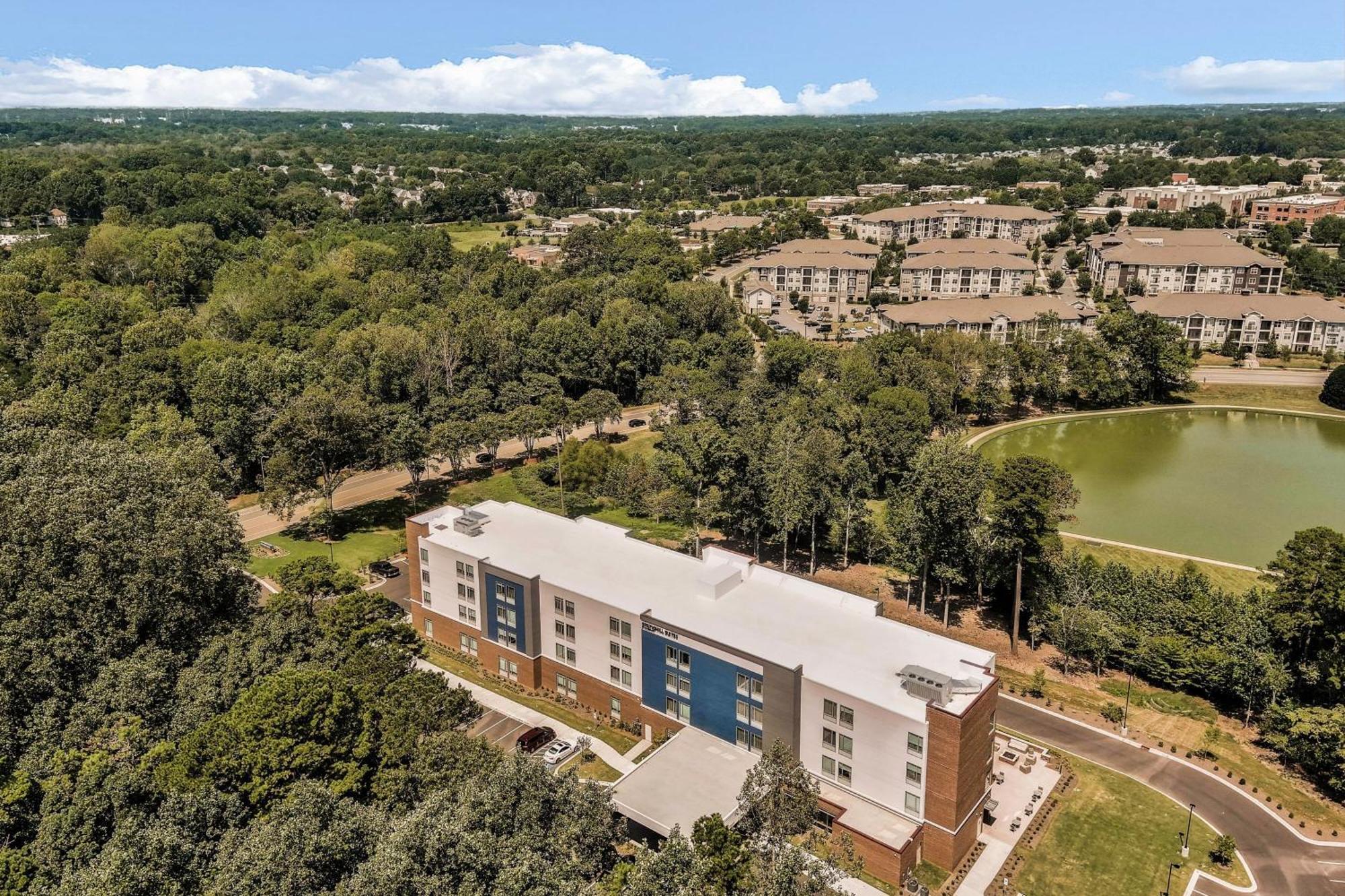 Springhill Suites By Marriott Charlotte Huntersville Exterior photo